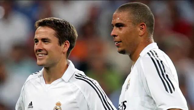 在激烈的英 在激烈的英